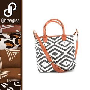 NWOT Tribe Alive Rachel Zoe Box of Style Crossbody Satchel Purse